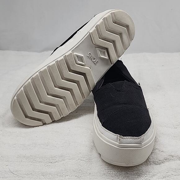 TOMS ALPARGATA LUG BLACK HEAVY CANVAS HEAVY DUTY THICK CHUNKY SOLES LADIES 6 GUC - Picture 16 of 16